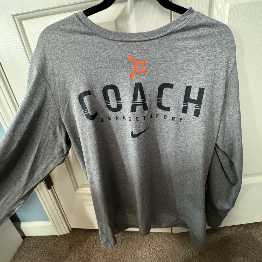 OrangeTheory Coach Uniform: Men’s Nike Gray Dri-FIT Long Sleeve Tee